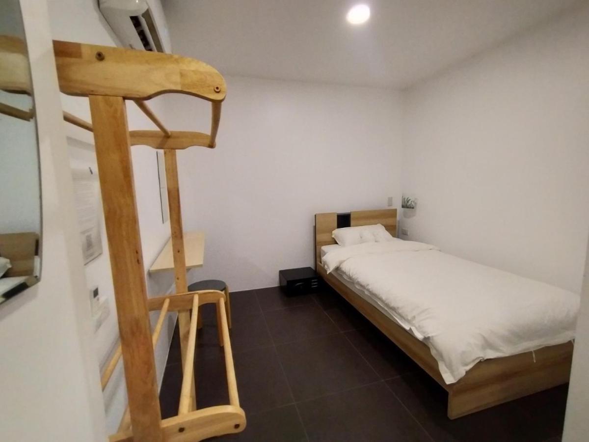 Breeze Hostel Джомтьен Экстерьер фото